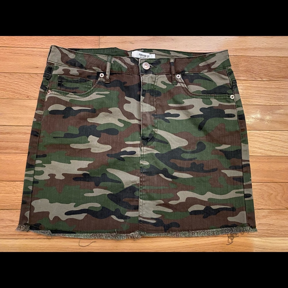 Forever 21 Camo Skirt